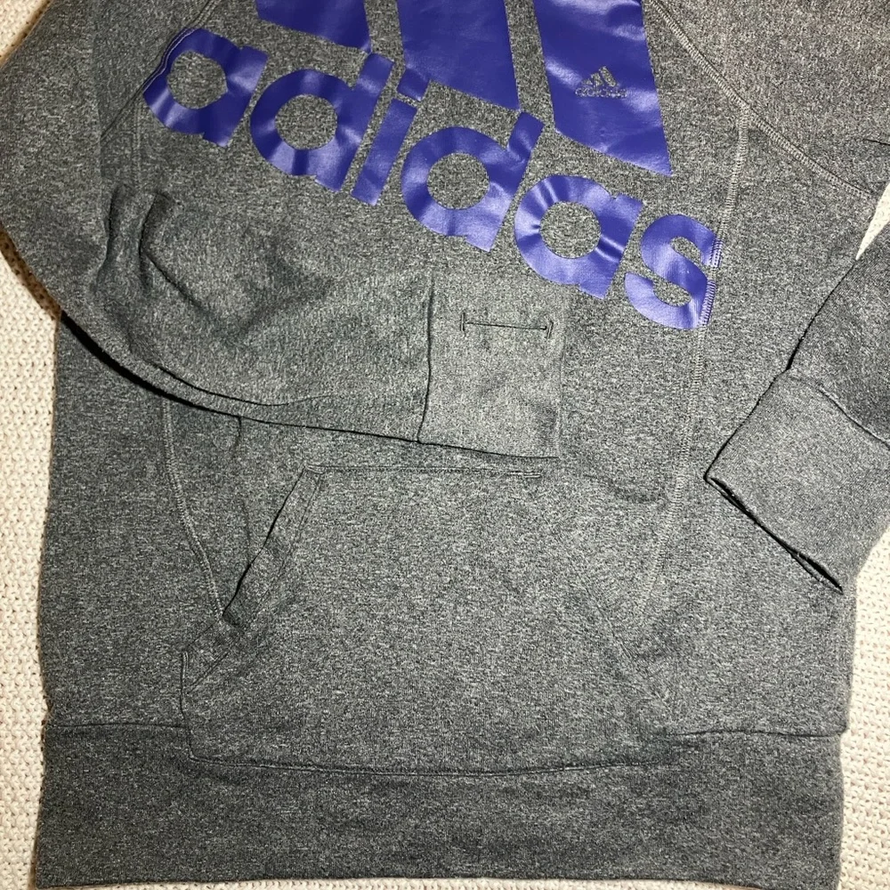 Adidas Men's Medium Gray Hoodie Sweatshirt Pullover Logo Longsleeve Activewear‎